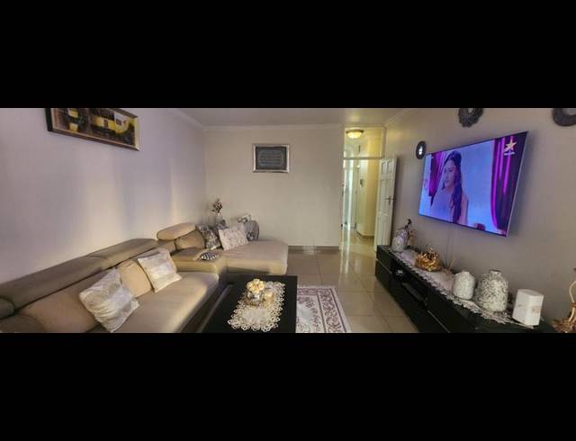 3 BEDROOM APARTMENT FOR SALE IN BEDFORD GARDENS